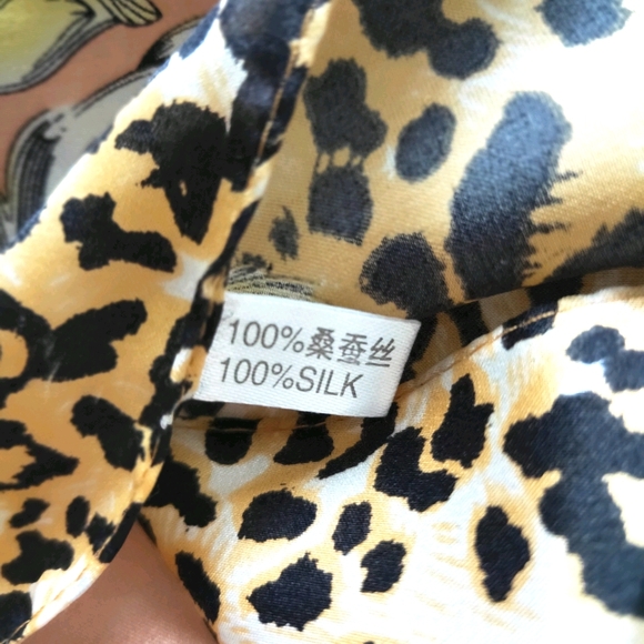 100% silk scarf - Picture 5 of 5